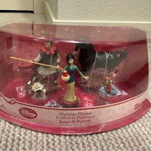 Disney Store Princess Mulan Figurine Playset